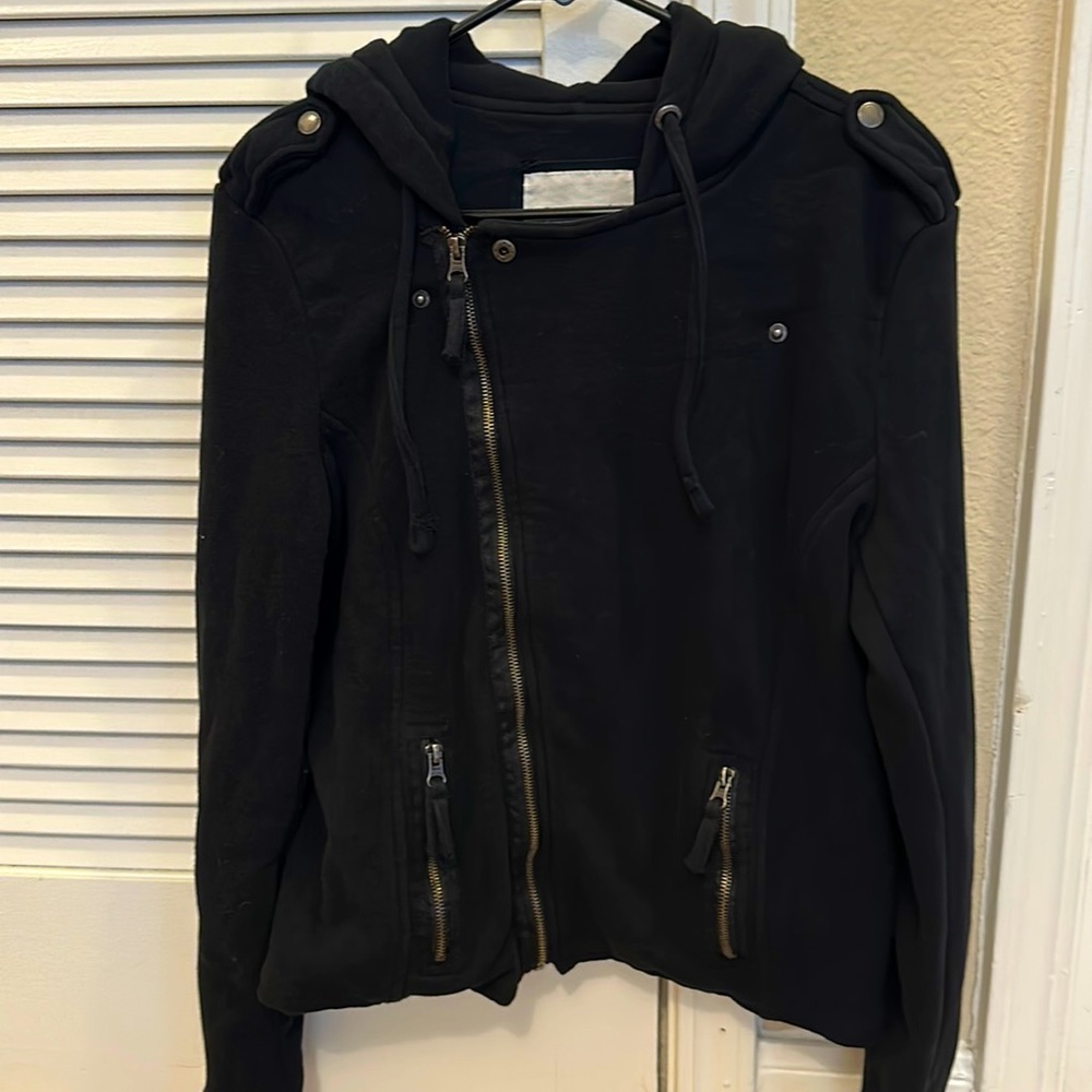 Women's zip up jacket